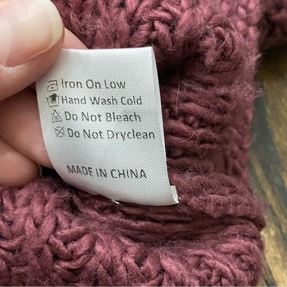 Mia Joy by Joyfolie Oversized Sweater - Picture 11 of 15